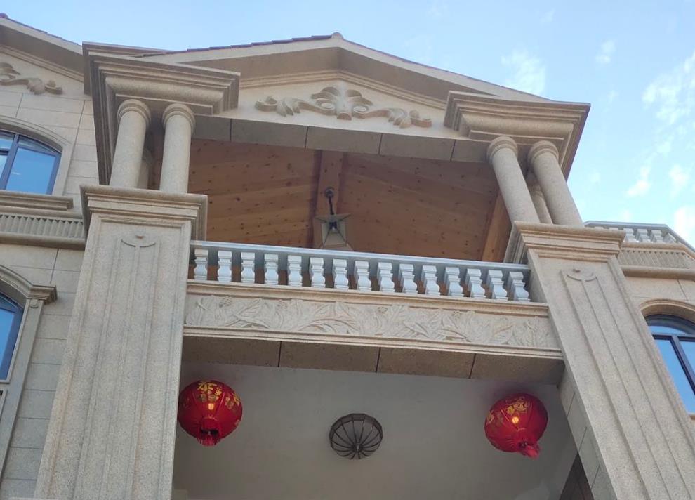 中式古典系列EPS浮雕则是以中国传统建筑和雕刻艺术为灵感